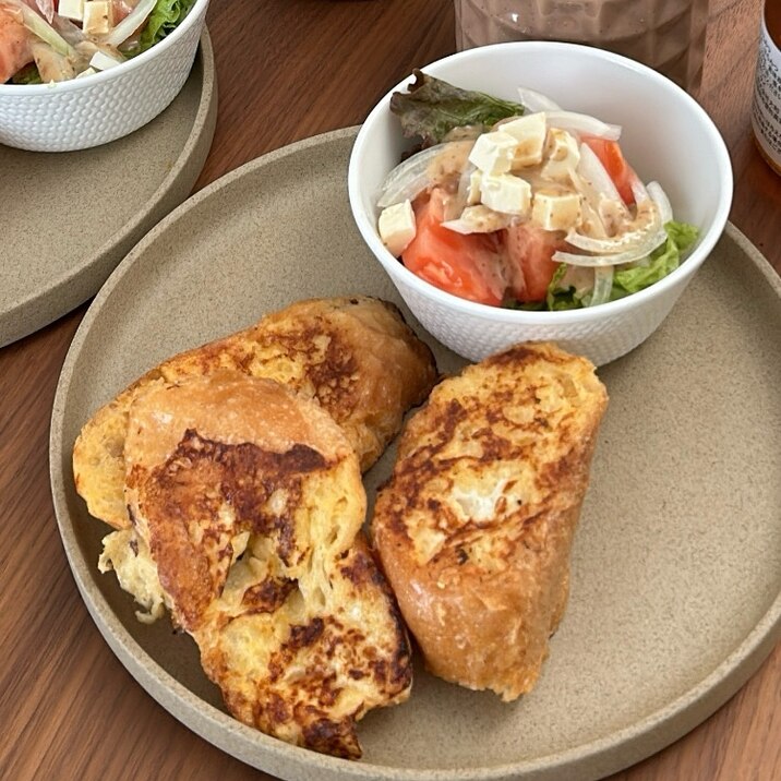 フランスパンでふんわりフレンチトースト